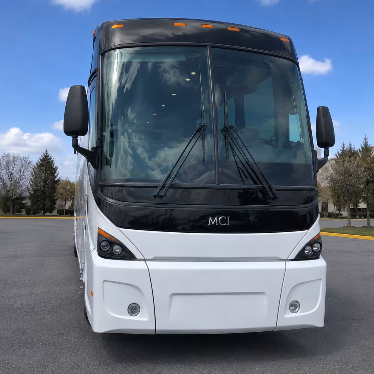 need a larger bus for a big group arriving at the airport santa cruz has options