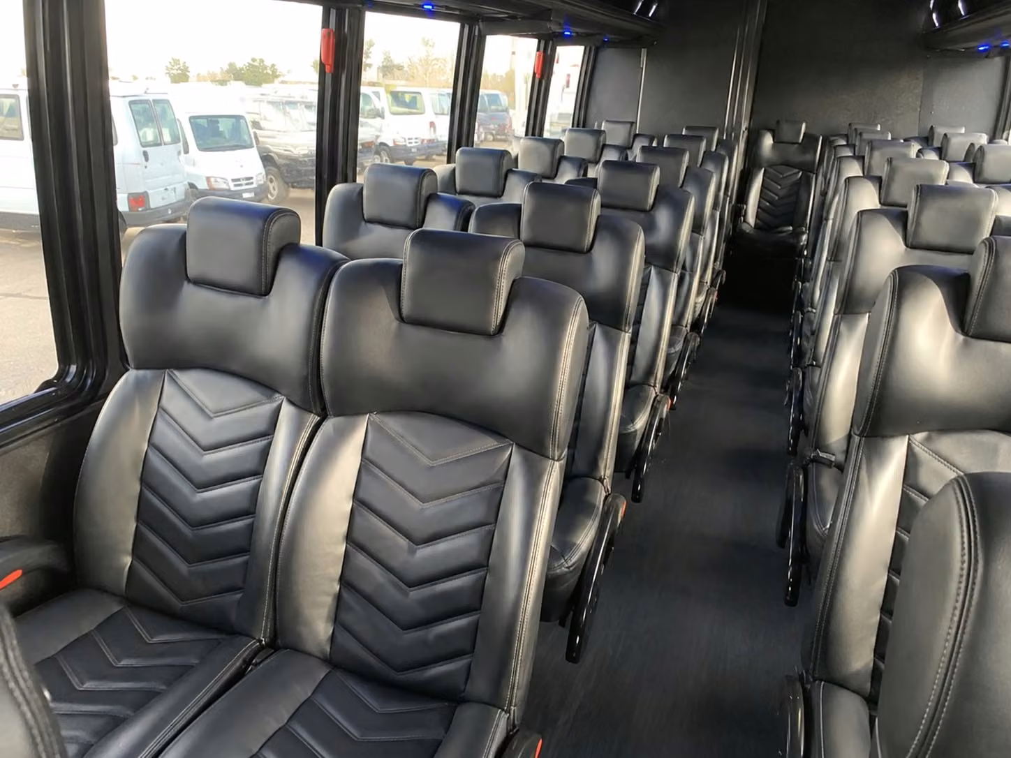 santa cruz 15 passenger minibus rental