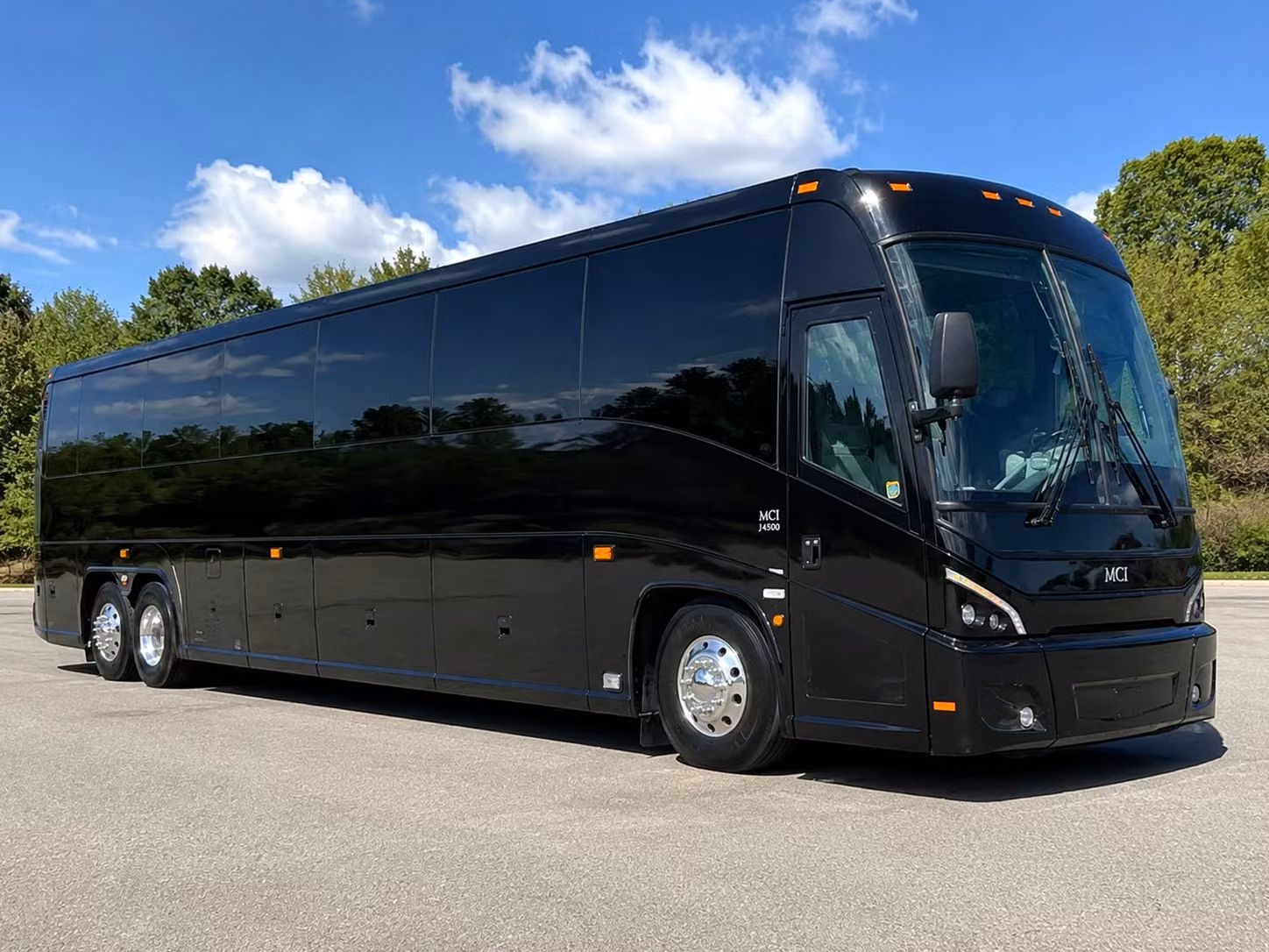 santa cruz wedding shuttle bus rentals for a seamless big day