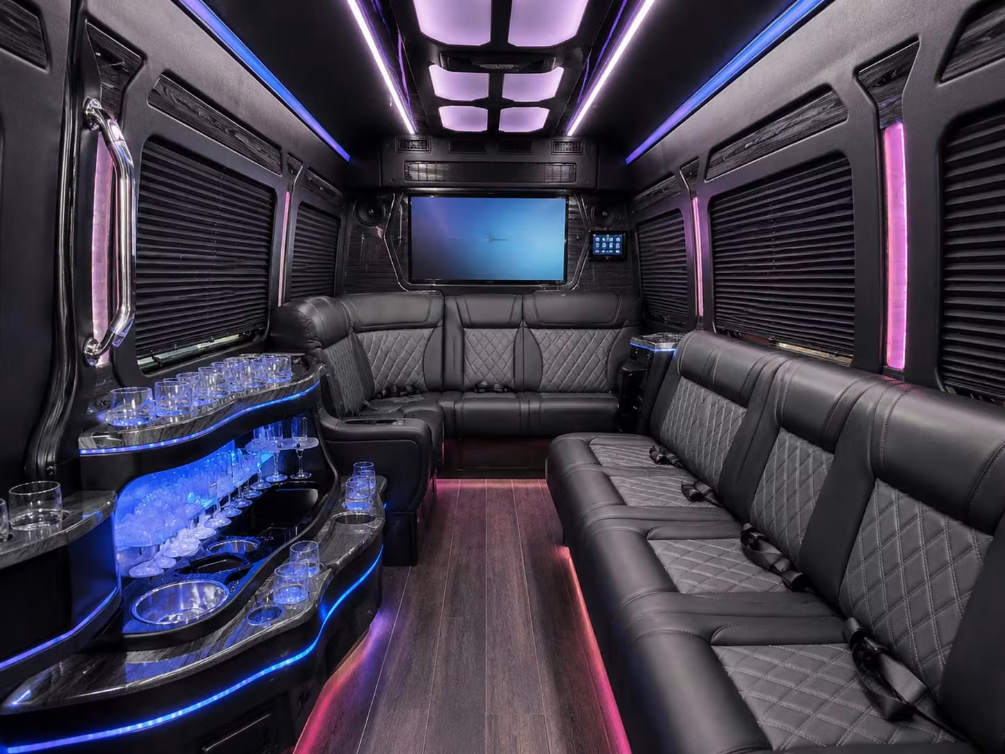 santacruzcharterbuscompany com makes finding after prom transportation in santa cruz just as easy